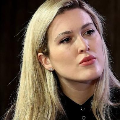 O enigma da fase de estrela pop adolescente de Olivia Nuzzi