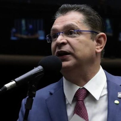 Sóstenes diz que reação a Moraes começará com denúncias em embaixadas