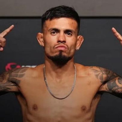 Pesagem do UFC Vegas 112 Royval x Kape