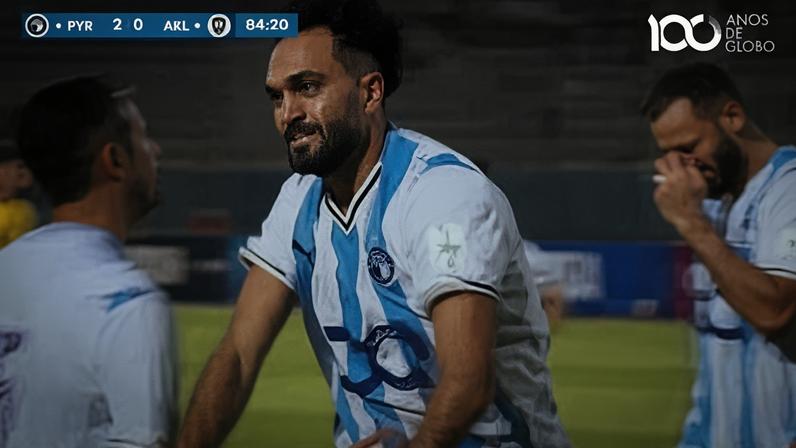 Aos 39 min do 2º tempo - gol de dentro da área de Mostafa Ziko do Pyramids F.C. contra o Auckland City