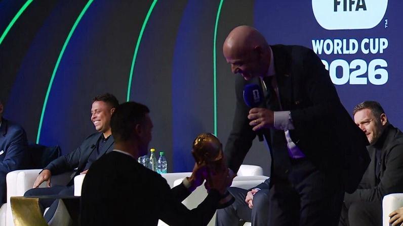 Claudio Tapia, presidente da federação de futebol da Argentina, é alvo de denúncia — Foto: Getty Images