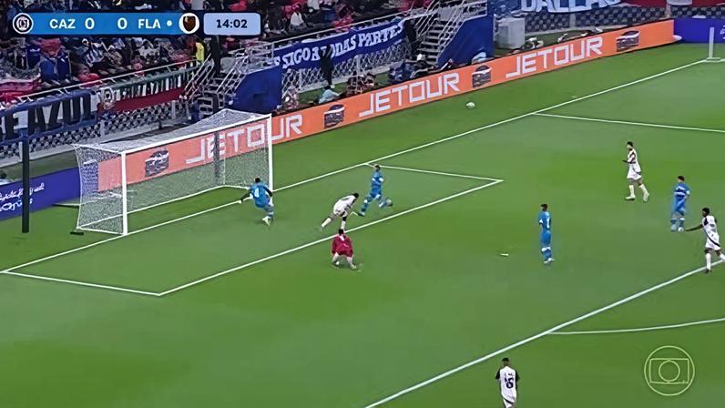 Aos 14 min do 1º tempo - GOL DO FLAMENGO! Arrascaeta abre o placar