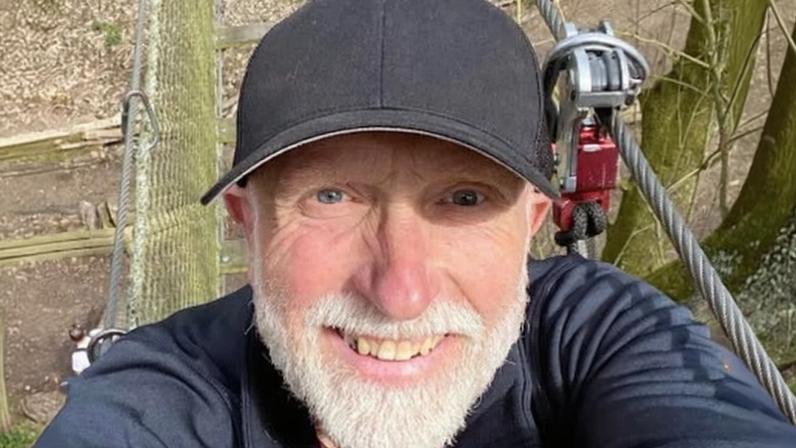 Família homenageia homem que morreu após agressão em pub em Leicestershire