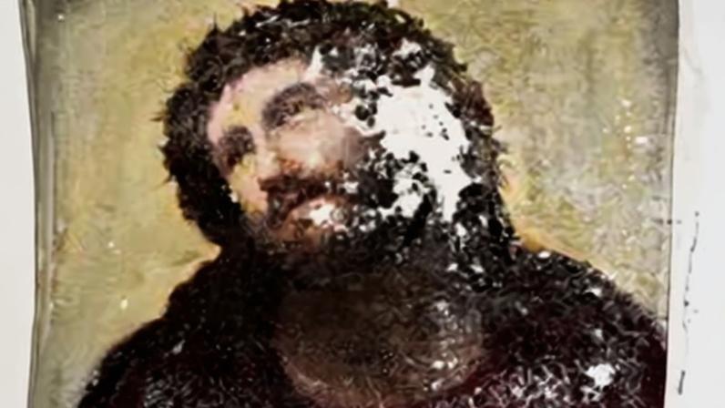 Before and after: the Ecce Homo mural and Giménez’s restoration.