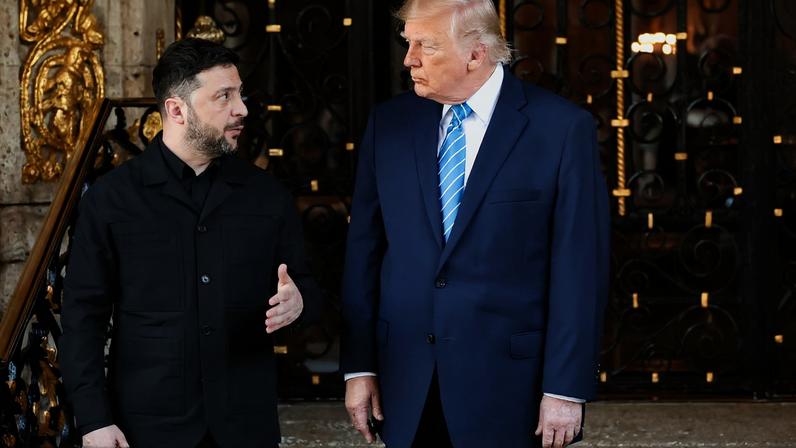 U.S. President Donald Trump greets Ukrainian President Volodymyr Zelenskiy as he arrives for meetings at Trump's Mar-a-Lago club in Palm Beach, Florida, U.S., December 28, 2025. REUTERS/Jonathan Ernst