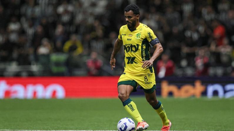 Danielzinho estaria avançado com o São Paulo (Foto: Gilson Lobo/Agif/Gazeta Press)