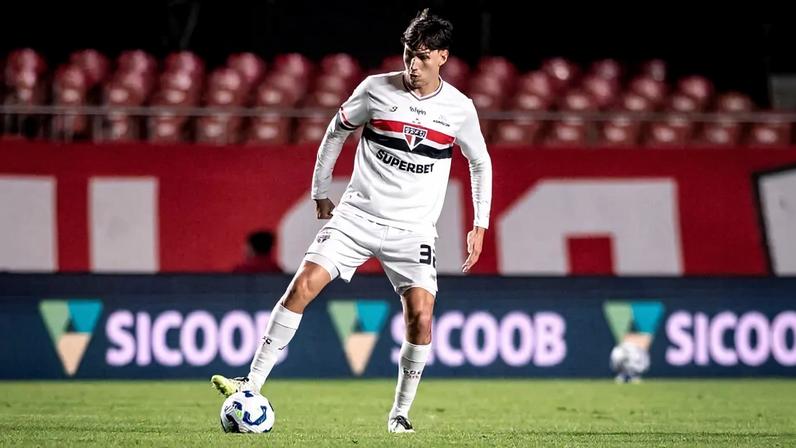 Ferraresi, do São Paulo, negocia com o Botafogo (Foto: Guilherme Veiga/UAI Foto/Gazeta Press)