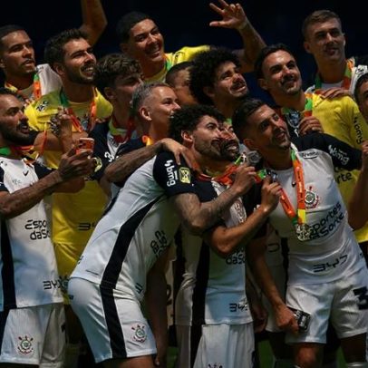 Torcedores do Corinthians escolhem jogador mais decisivo de 2025