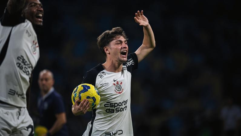Breno Bidon, meia do Corinthians (Foto: Jhony Inácio/Agencia Enquadrar/Gazeta Press)