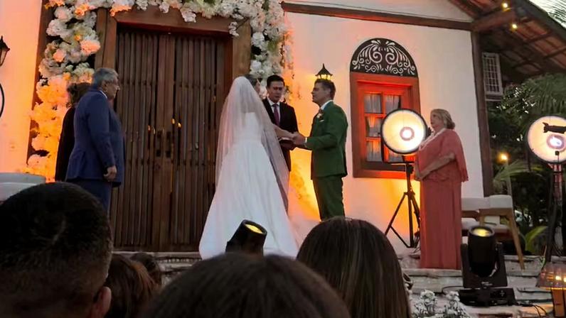 Paloma Bastos e Rafael Vannucci se casam — Foto: Divulgação