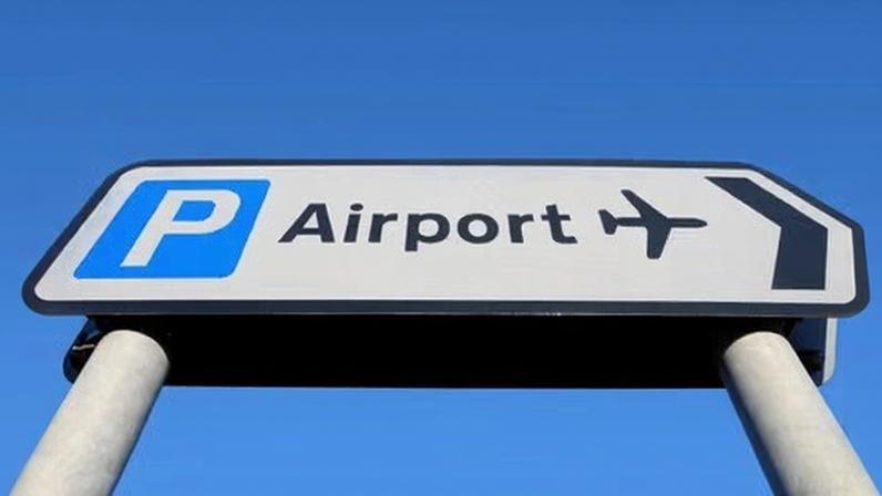 Returning holidaymakers have reported vehicles that have been damaged, burgled or stolen while in the care of some meet-and-greet companies.
