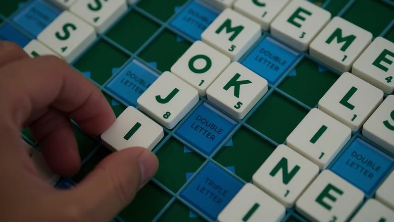 Some linguists suggest that the final choices are driven more by the need to attract public attention than any deep analysis.