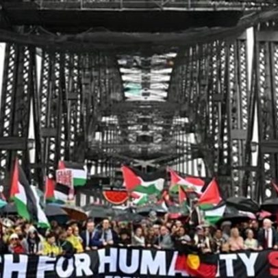 Grupos ativistas desafiam leis de protesto em NSW pela liberdade de expressão