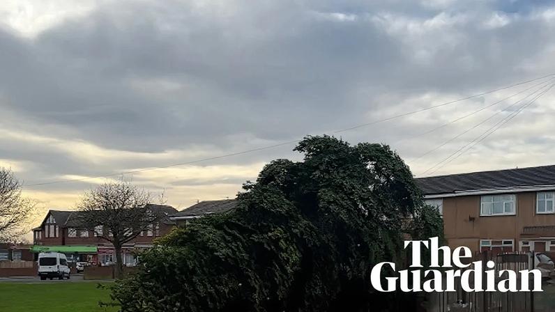 The Shotton Residents Association chair, Steve Maitland, said that the tree had been put up to commemorate fallen soldiers from the first world war.