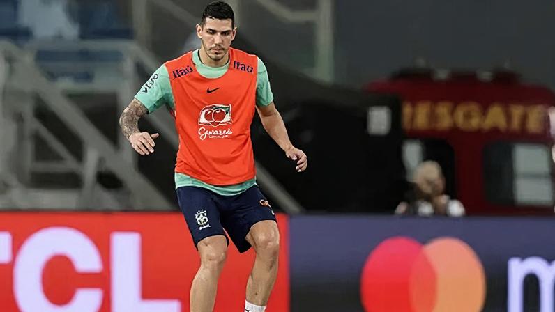 Nino em treino da Seleção Brasileira