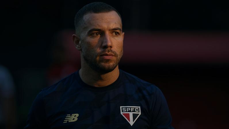 Allan Barcellos, técnico do sub-20 do São Paulo, foi campeão no último ano (Foto: Rubens Chiri / São Paulo FC )