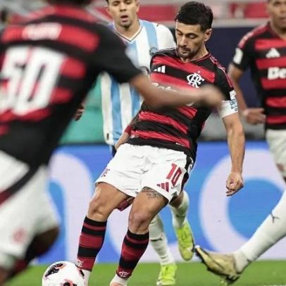 Flamengo vence Mundial com gols de cabeça e destaque na bola parada