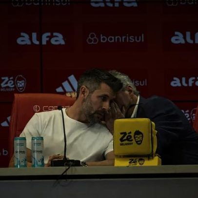 Pezzolano encara elenco do Inter na chegada ao clube