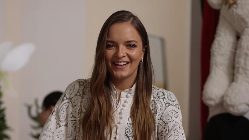 Rafaella Justus escolhe vestido de R$ 3,4 mil com renda paisley para festa de Natal da família. Fotos!