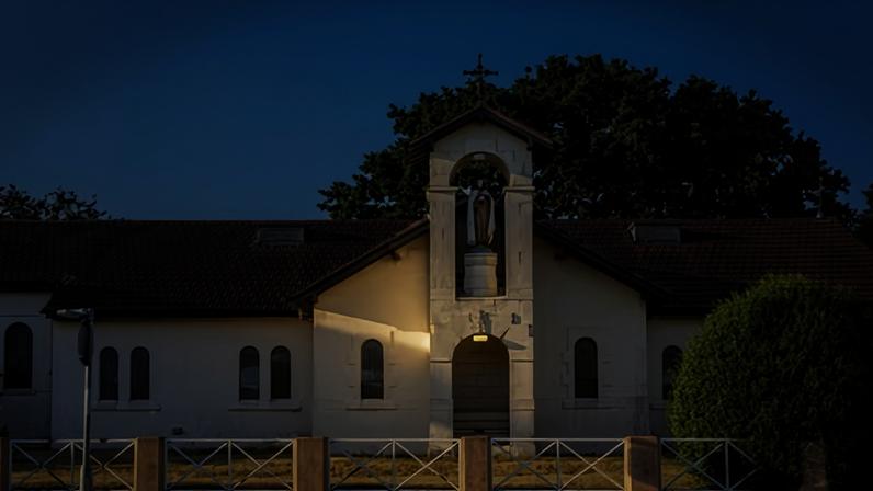 A dead animal was left outside St Theresa’s church in Totton, Hampshire, in April this year.