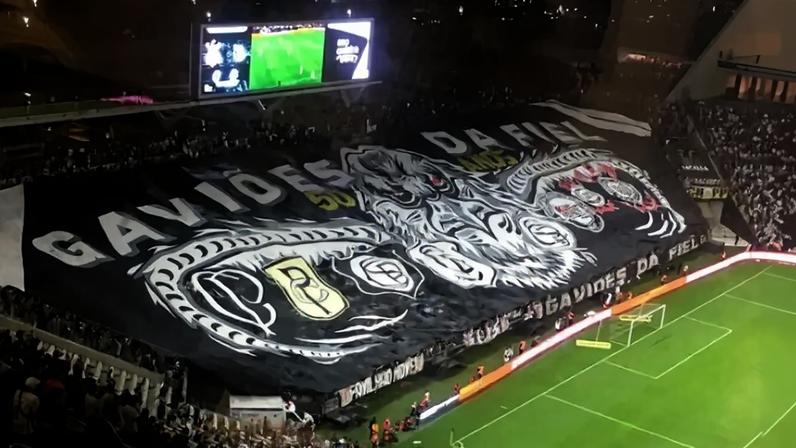 A Gaviões é a principal torcida uniformizada do Corinthians (Foto: Departamento de Bandeiras/Gaviões da Fiel)