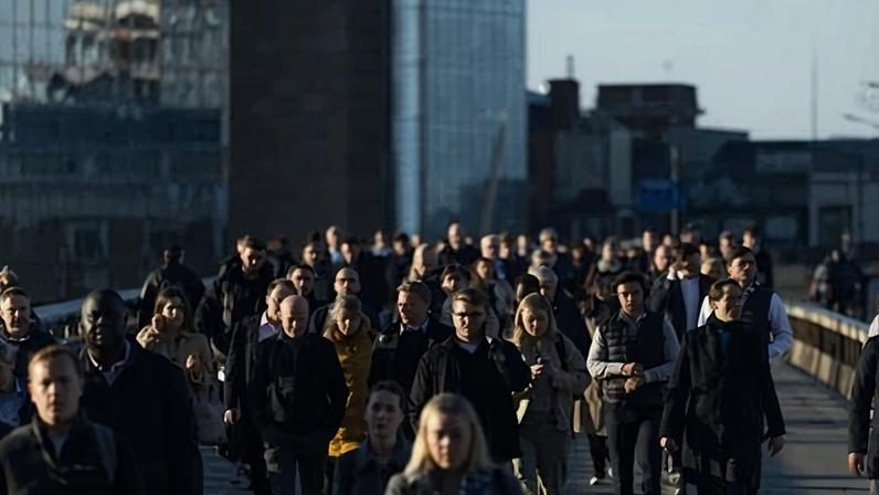 Projeto de direitos trabalhistas do Labour torna-se lei após batalha no Lords