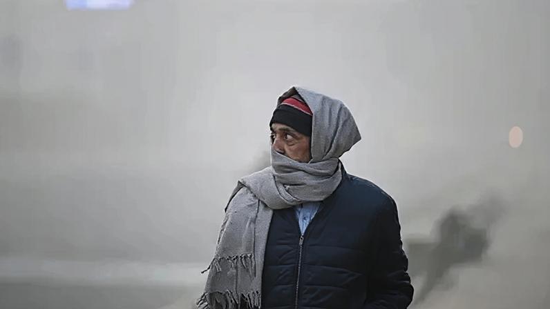 A thick haze has engulfed Delhi over the past few days