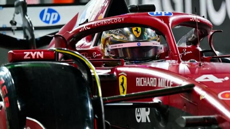 Hamilton aponta melhor momento da F1 2025 em ano negativo