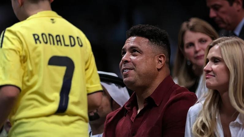 Ronaldo Fenômeno e a esposa, Celina, acompanhando a 'Batalha dos Sexos', em Dubai
