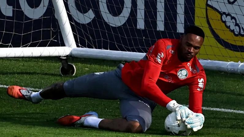 Carlos Miguel, goleiro do Palmeiras (Foto: Luis ACOSTA/AFP)