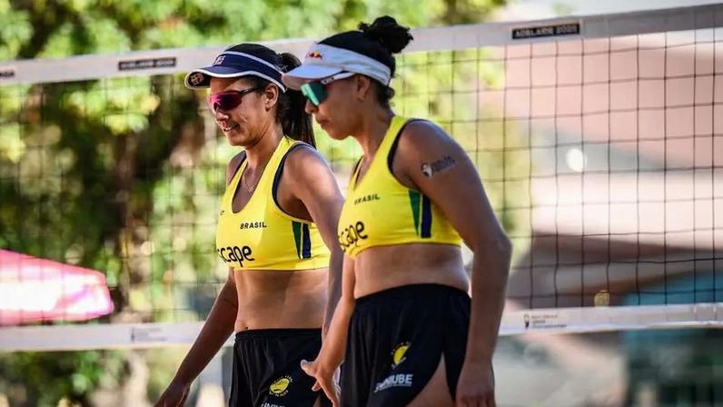 Duda e Ana Patrícia venceram as porto-riquenhas no Mundial de Vôlei de Praia 2025 (Foto: Voleyball World)