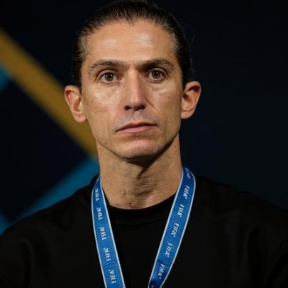 Filipe Luís define mudanças na escalação do Flamengo contra Pyramids