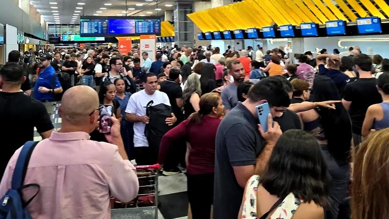 Malha aérea de São Paulo foi afetada por ciclone extratropical (Foto: Reprodução/X)