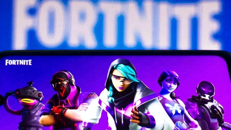 Em 2020, poucas horas após a remoção pela Apple da App Store, o Fortnite também foi excluído da Play Store (Rafael Henrique/Getty Images)