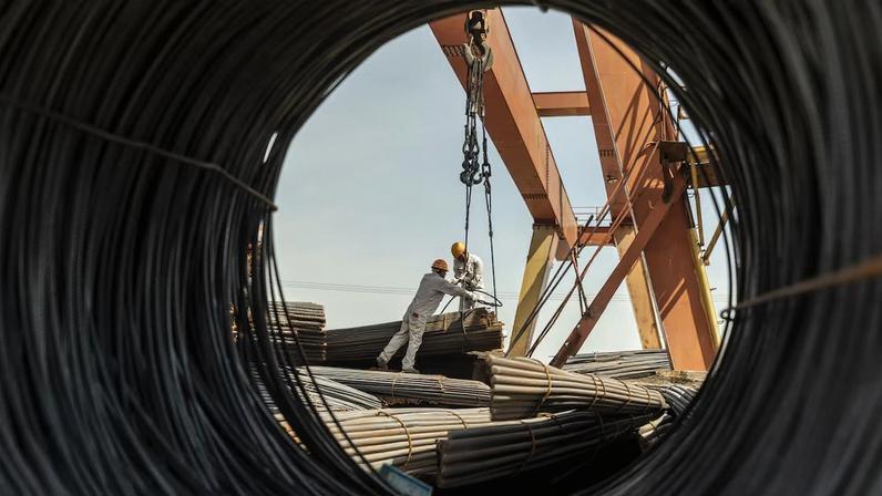 China propõe ampliar controle sobre minério de ferro e pode afetar a Vale, dizem fontes | A China Mineral Resources Group (CMRG) solicitou às autoridades que supervisionam os terminais de importação que aumentem os custos de armazenagem (Qilai Shen)
