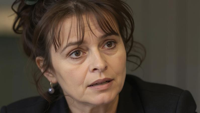 Helena Bonham Carter - The White Lotus