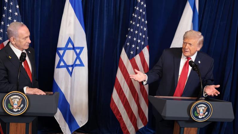 U.S. President Donald Trump and Israeli Prime Minister Benjamin Netanyahu hold a press conference after meeting at Trump’s Mar-a-Lago club in Palm Beach, Florida, U.S., December 29, 2025. REUTERS/Jonathan Ernst