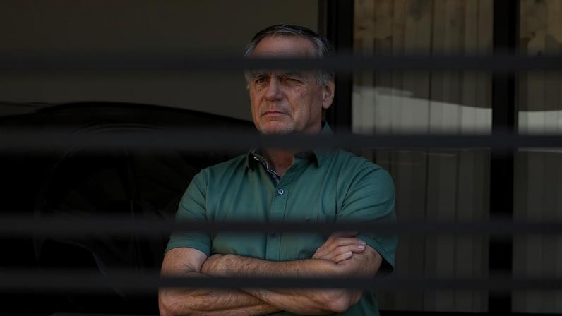 O ex-presidente Jair Bolsonaro, em 11 de setembro de 2025, durante prisão domiciliar. Foto: Sergio Lima/AFP