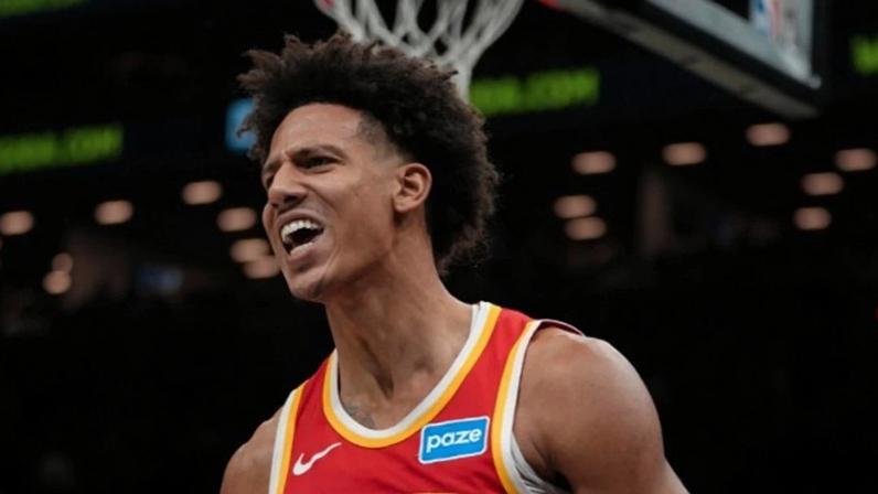 NBA Jalen Johnson marca