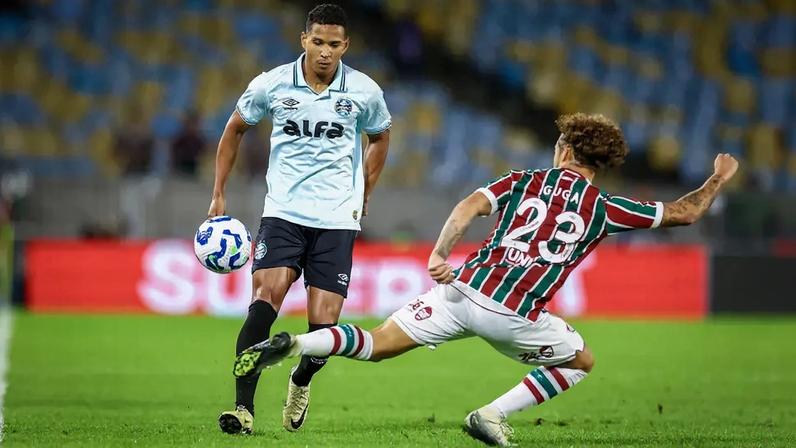 João Lucas se lesionou na derrota do Grêmio para o Fluminense. (Foto: Lucas Uebel/Grêmio FBPA)