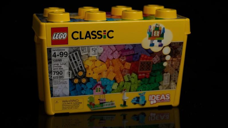 © LEGO