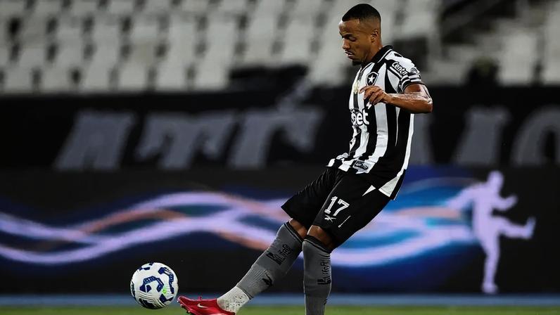 Marlon Freitas em ação pelo Botafogo (Foto: Vitor Silva / Botafogo)