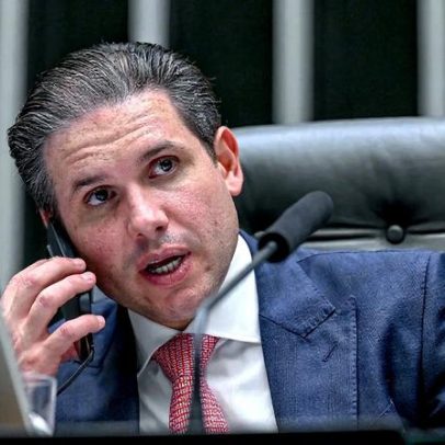 Motta cobra renúncia de Ramagem e Bolsonaro para evitar confronto com STF