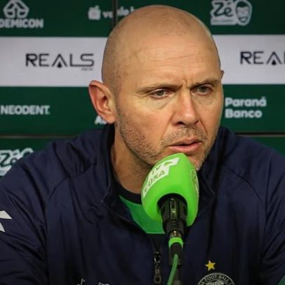 Ceará encaminha contratação de treinador campeão pelo Coritiba