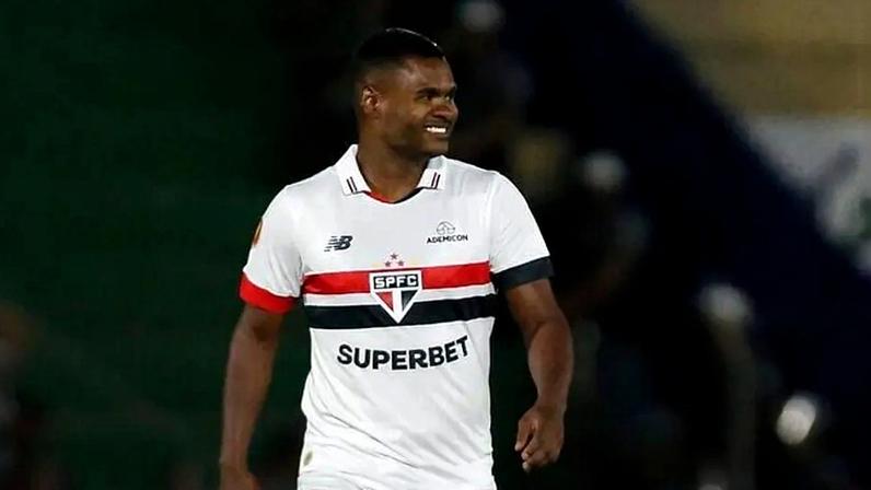 Nikão chegou ao Tricolor em 2022 (Foto: Rubens Chiri / São Paulo)