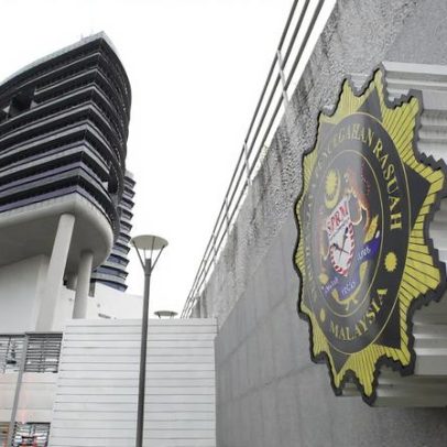 Malásia investiga compras do exército; batidas em várias empresas