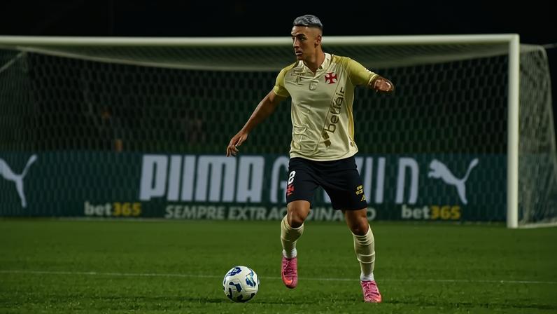 Puma Rodriguez, durante partida entre Palmeiras e Vasco da Gama, pelo Campeonato Brasileiro (Foto: Bruno Ulivieri/Ofotografico/Gazeta Press)