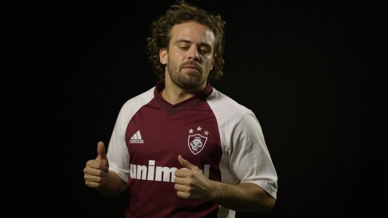 Roger Flores vestiu a camisa 10 do Fluminense (Foto: Divulgação)
