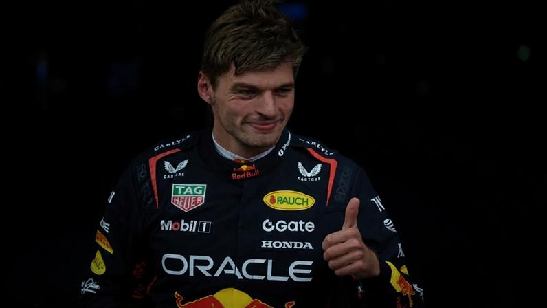 Max Verstappen conquista pole position no GP do Ajerbaijão (Foto: Steven Tee / LAT Images / Getty Images / Red Bull Content Pool)