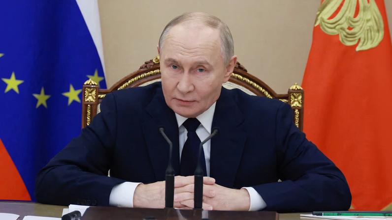 Russian President Vladimir Putin chairs a meeting on the "special military operation" amid the ongoing Russia-Ukraine conflict in Moscow, Russia, December 29, 2025. Sputnik/Mikhail Metzel/Pool via REUTERS